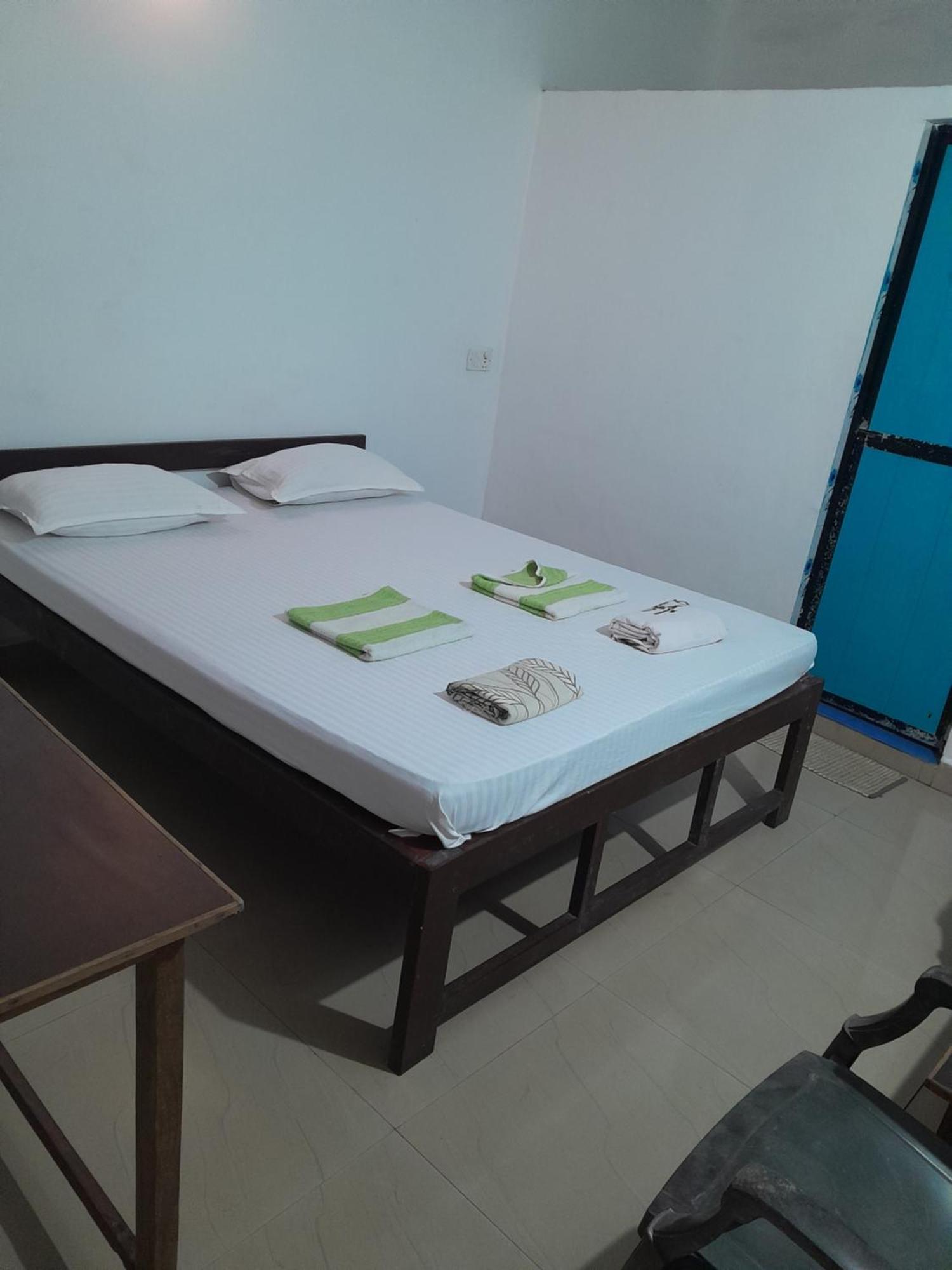 Ivon Guest House Arambol Zimmer foto
